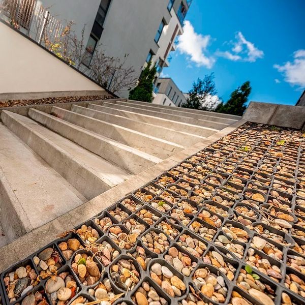Георешітка Inovgreen IG 40 50x50x4 см Газонна та паркувальна решітка 0305 фото