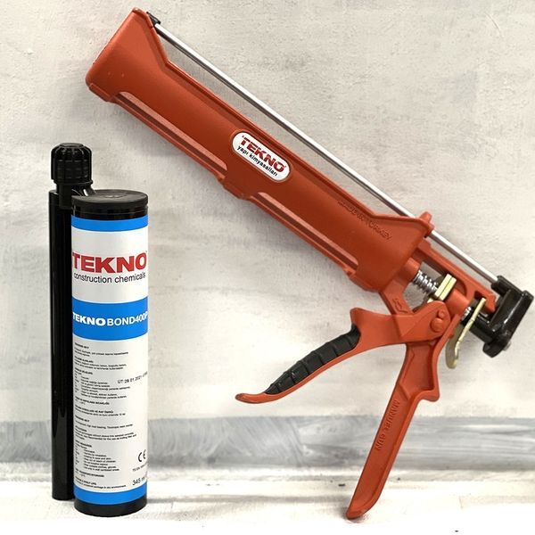 Chemical anchor polyester Teknobond 400 P (345 ml).