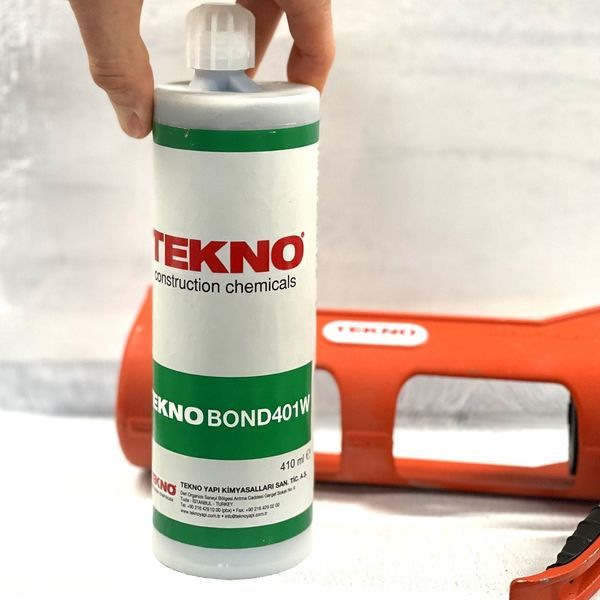 Chemical anchor moisture-resistant, fast-hardening Teknobond 401 W (410 ml).